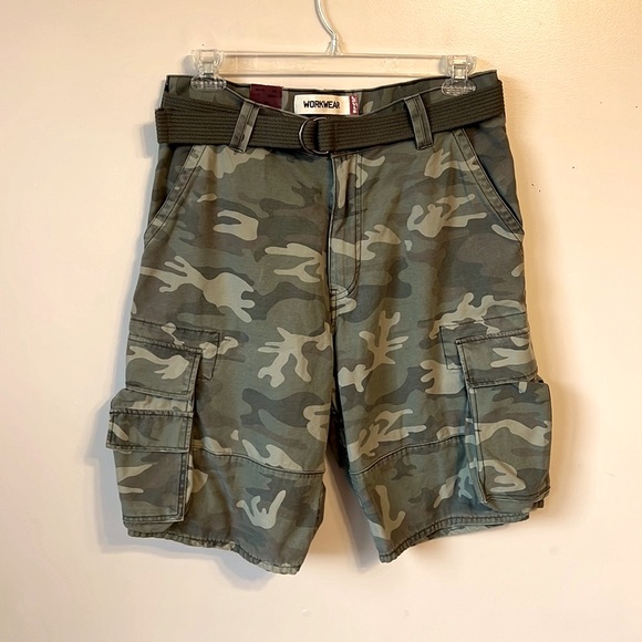 Levi's Shorts Nwt Levis Cargo Camo Shorts Poshmark
